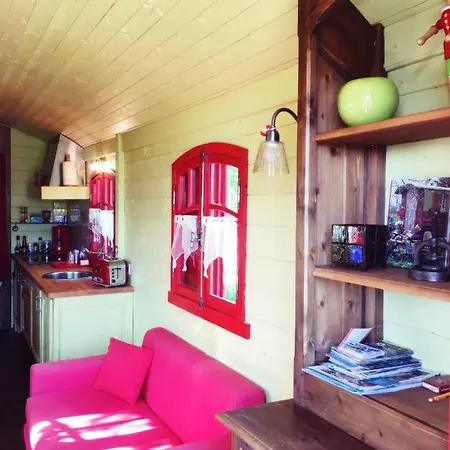 Apartment Roulotte Eymeux